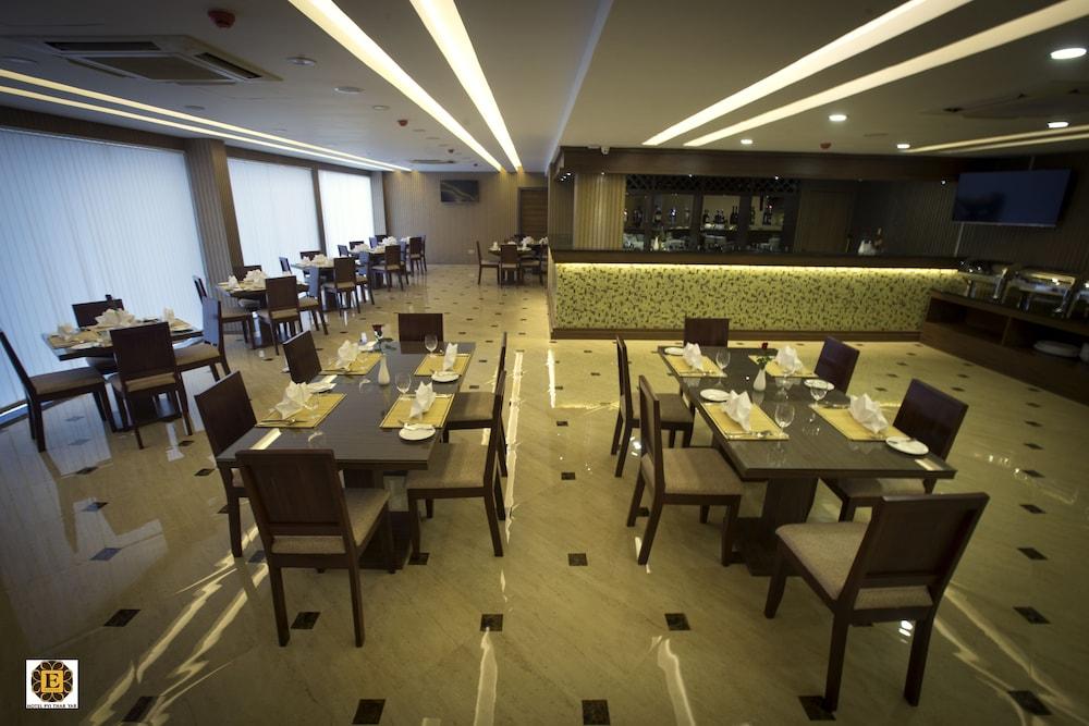 Elegant Hotel Pyi Thar Yar Yangon Esterno foto